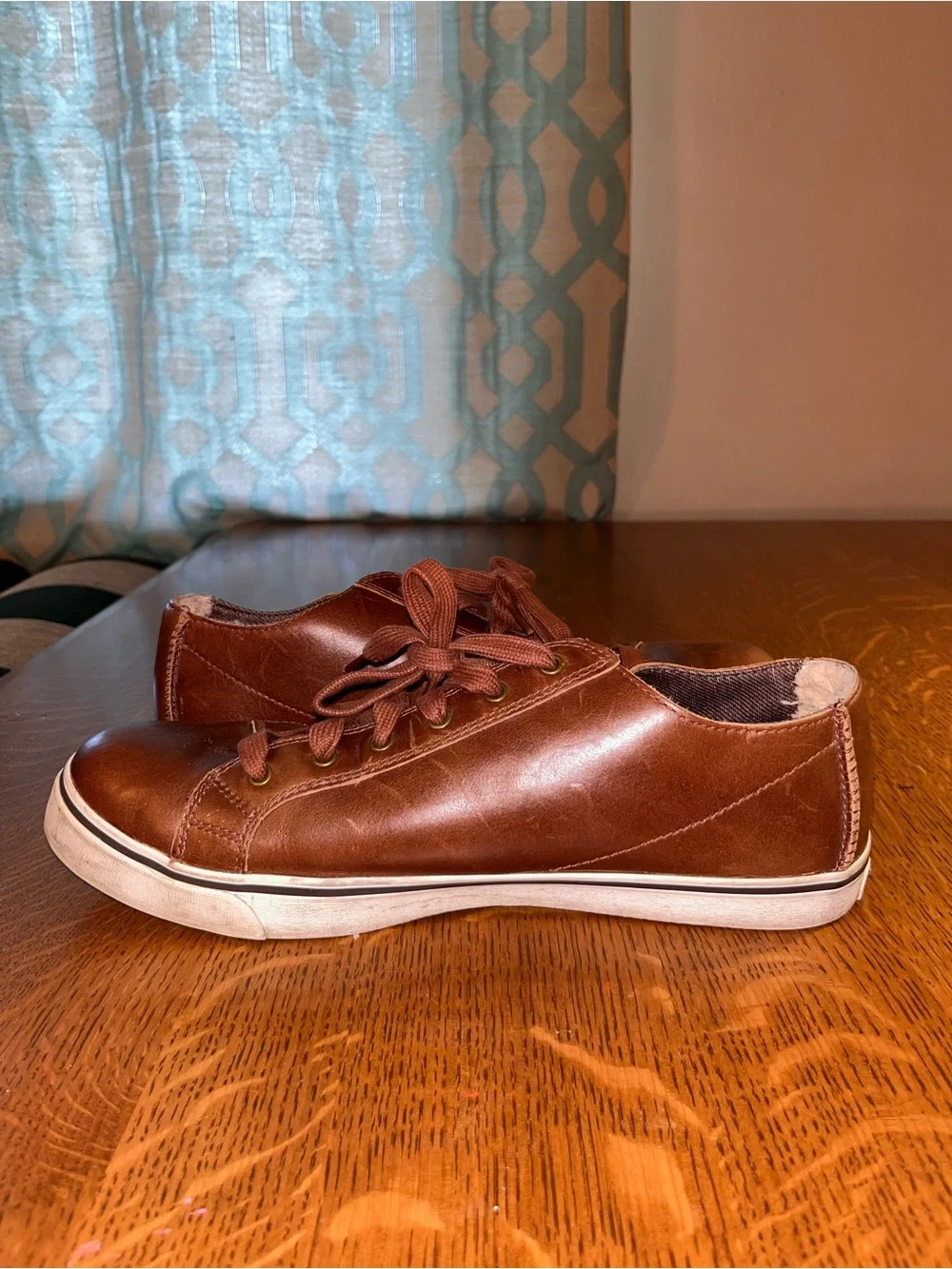 UGG Brown Leather Low-Top Men’s Sneakers